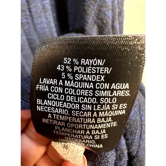 Womens Asymmetrical Knit Top SZ S Minimalist Modern Stretchy Cozy Layering Chic - Picture 7 of 7